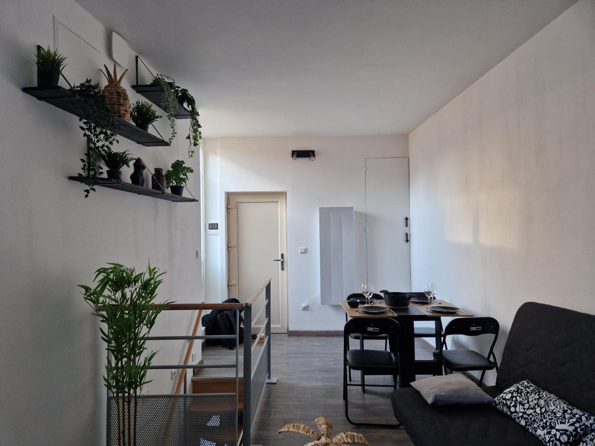 Les Appartements De Romain Et Julien Дижон Экстерьер фото