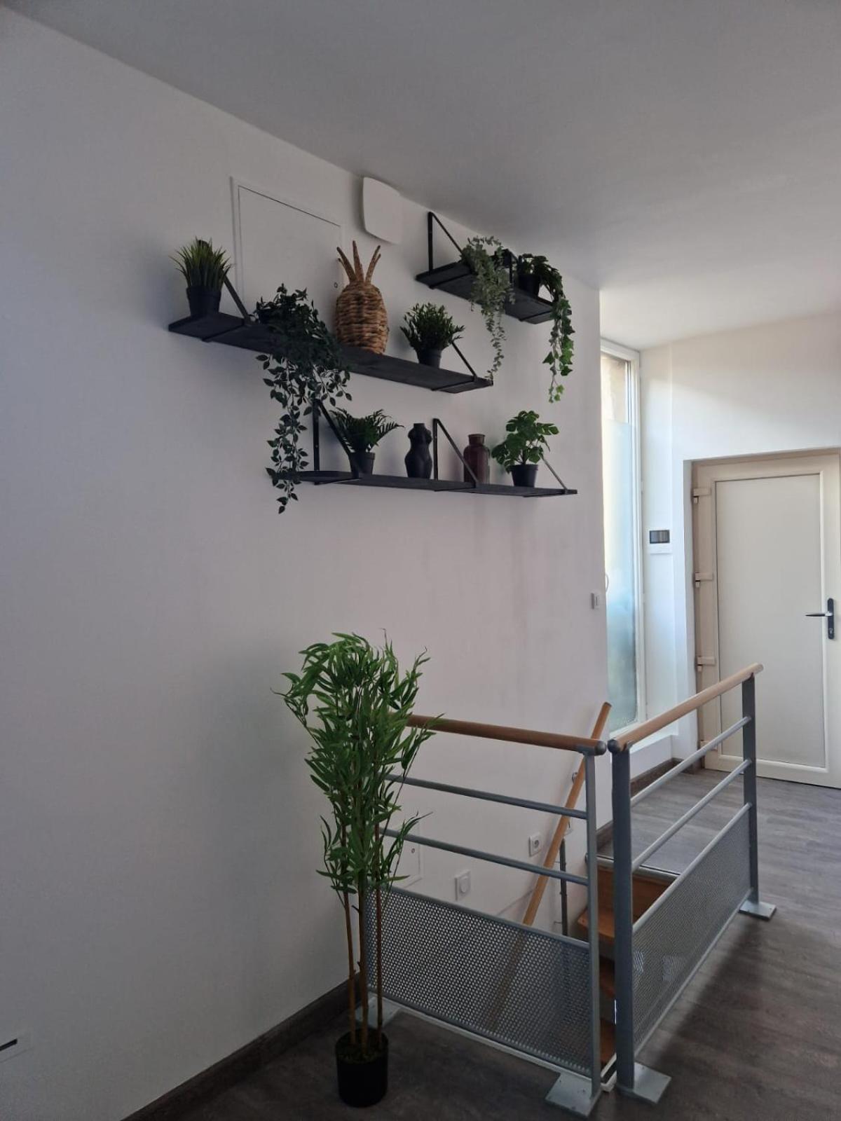 Les Appartements De Romain Et Julien Дижон Экстерьер фото